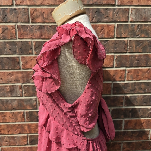 Francescas Ruffle Strap Clipdot Maxi Dress Rose Cutout Sleeveless Ruffle Sz L - Picture 9 of 14